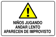 NIÑOS JUGANDO ANDAR LENTO APARECEN DE IMPROVISTO